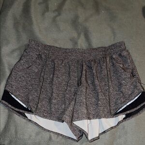 Lululemon Dark Gray Women's Hotty Hot 2.5 inch Shorts Size 12